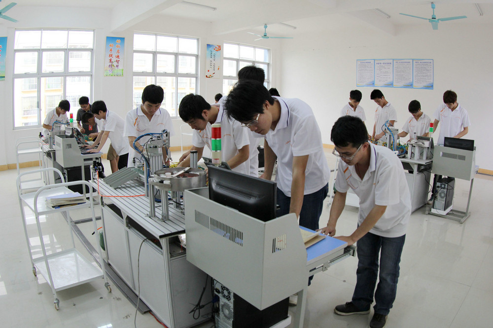 機電一體化實訓(xùn)室